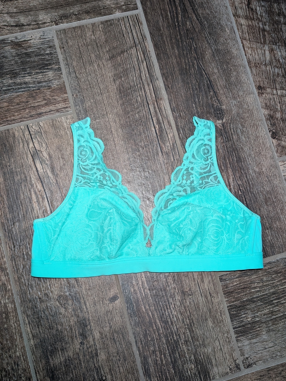 PINK Victoria's Secret Lace Bralette in Aqua Teal Large